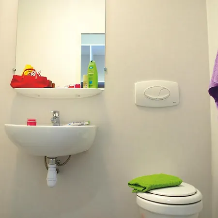 Jf Accueil & Formation * שולה