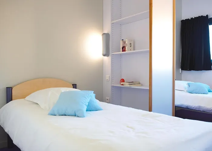 Hotel Jf Accueil & Formation Cholet